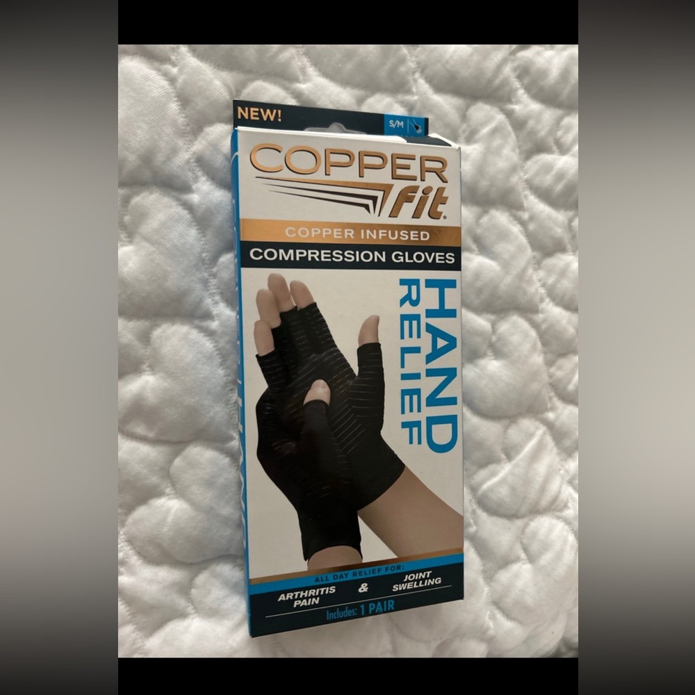 “NEW” COPPER FIT COMPRESSION GLOVES